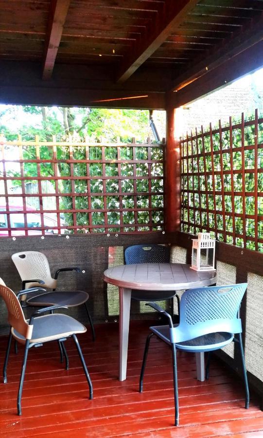 Prywatny Domek Janusz Jezierzany Ngoại thất bức ảnh